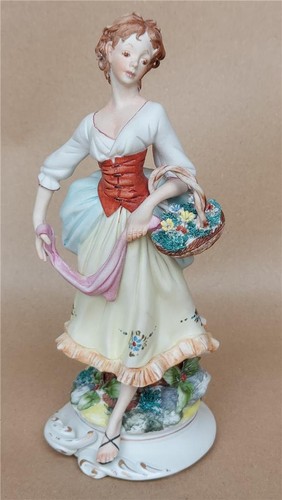 Capodimonte italy figurine - italy,