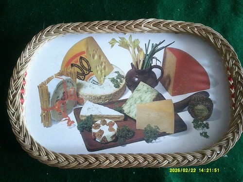 Wicker edged cheese - , design