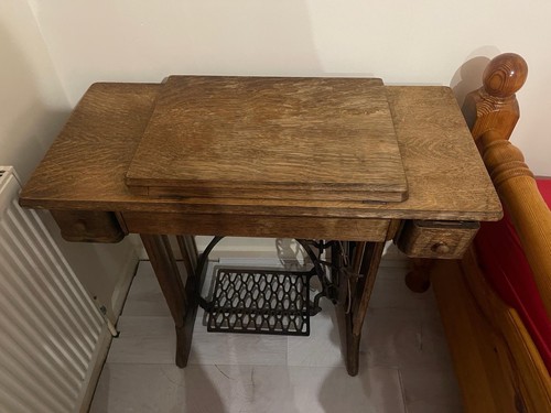 Singer sewing machine - singer,