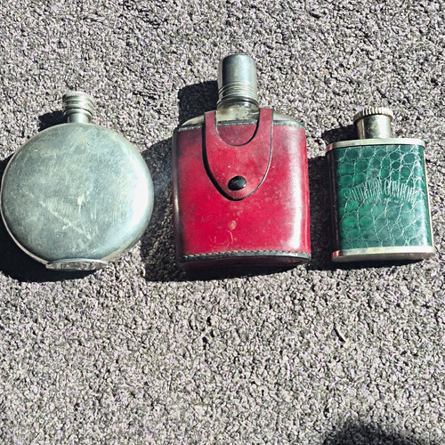 Lot hip flasks for - of,