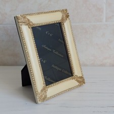 Retro Style Photo Frame Cream Gold Plastic Ornated Photo 10x15cm Floral Shabby