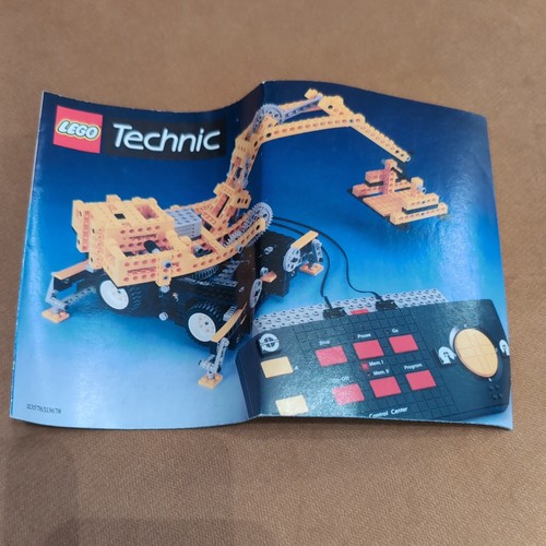 Lego 1990 brochure model - 1990, team