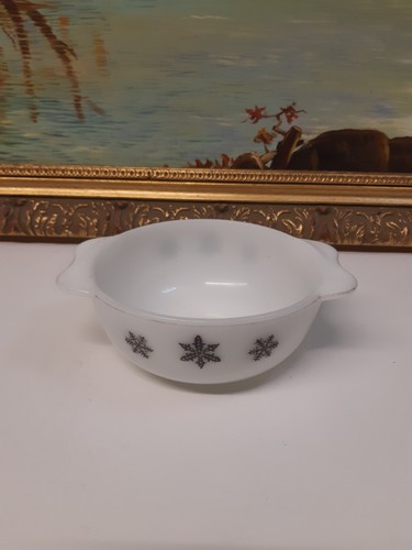 Lovely vintage retro - lovely,