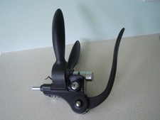 CORK SCREW/WINE BOTTLE OPENER