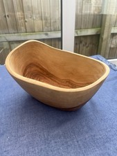 Neptune olive wood bowl medium - olive,