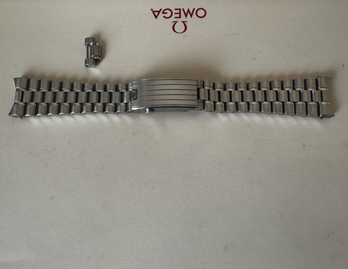 Omega speedmaster moonwatch - omega,