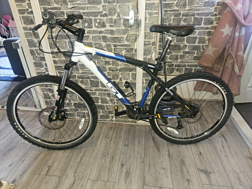 Avalanche mountain bike - mountain,