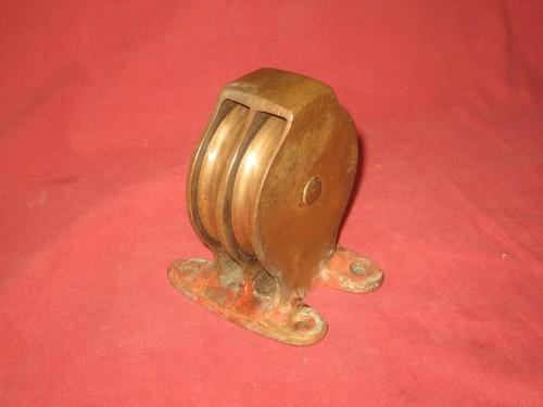 Vintage deck double pulley
