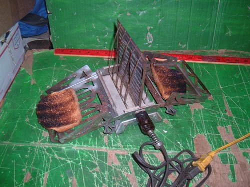 Distressed rusty toaster - rusty, 1914