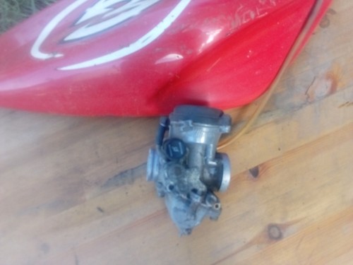 Suzuki 125 carburettor - 125, gn
