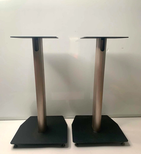 Floor standing speaker stands