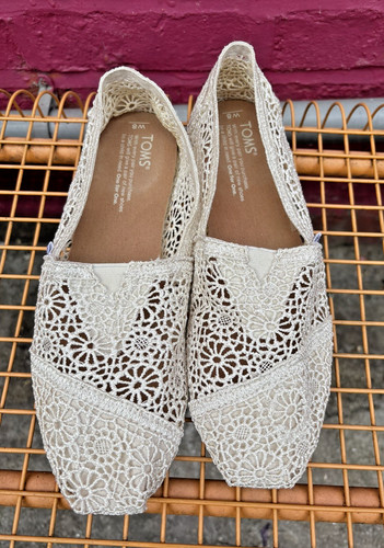 Toms 38 5 cream - 38.5,