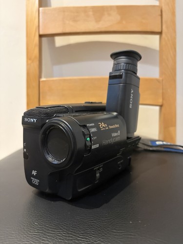 Sony video camera - camera, ccd-tr550e