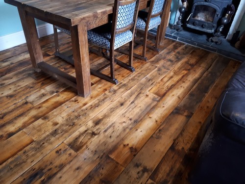 Reclaimed original pine - original,