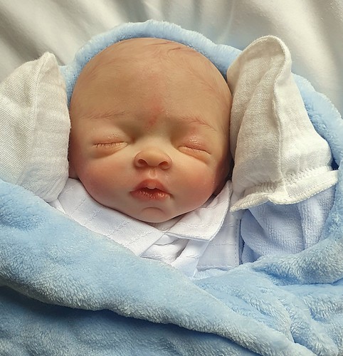 Preemie reborn cuddle baby - reborn,