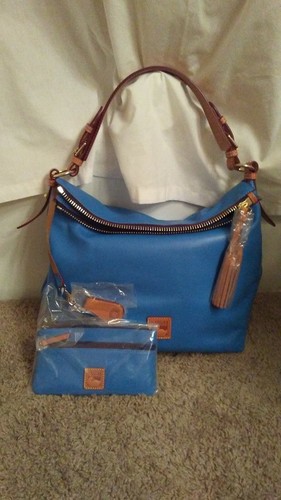 Dooney bourke mckenzie - bourke, hobo
