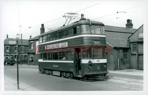 Leeds transport hunslet - 22,