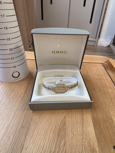 Rado ladies watch quartz gold - ladies,