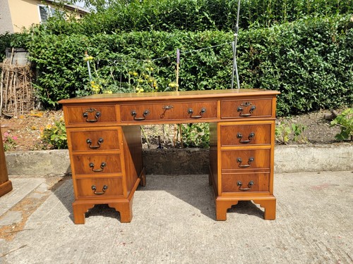 Desk captains locking leather - captains,