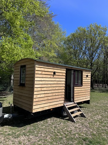 Shepherds hut ready - hut, to