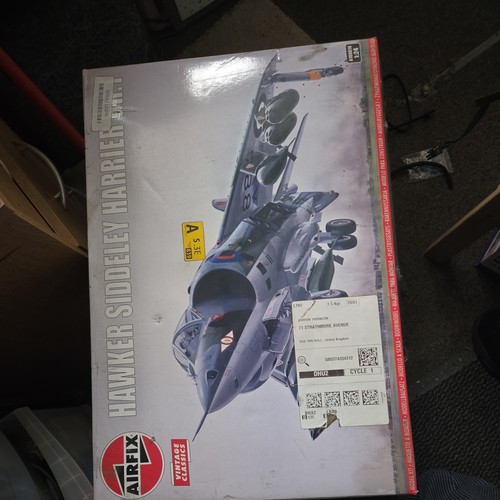 Airfix hawker siddeley harrier - hawker,