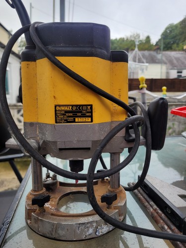 Dewalt dw624 240v plunge - dewalt,