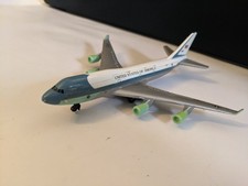 Realtoy Air Force One Boeing 747 Model 1:400 Scale 14cm