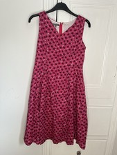 Laura Ashley pink daisy print