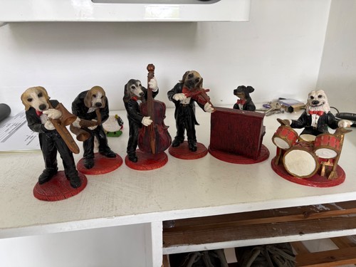 Jazz band dog figures - dog,