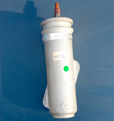 Lockheed brake master cylinder