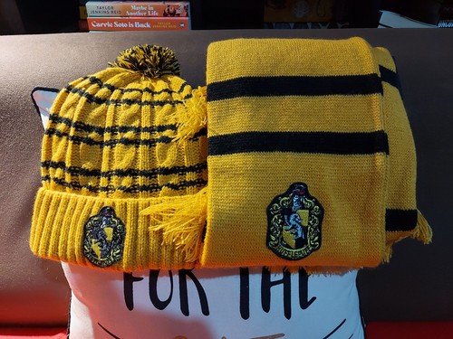 Harry potter hufflepuff - harry,