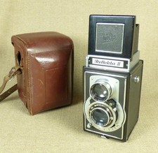 WELTA REFLEKTA II 6x6 TLR CAMERA - Pololyt f3.5 / f=75mm Lenses + Case - Germany