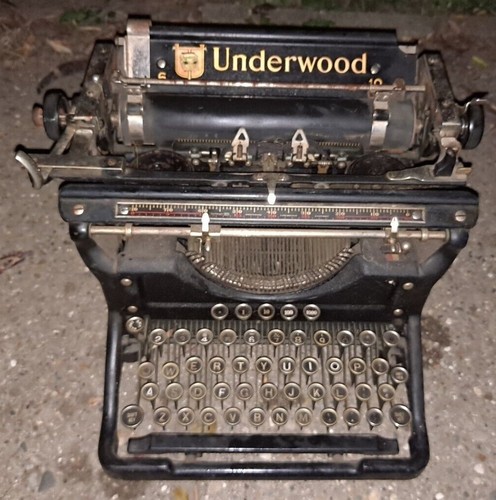 Antique vintage underwood - antique,