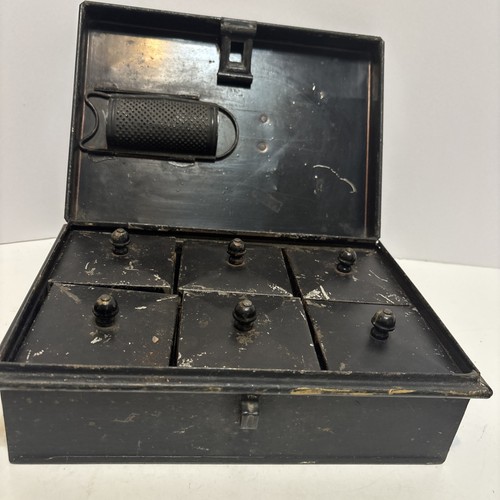 Antique black metal - black,