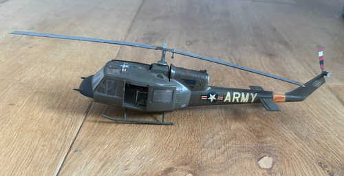 Vintage pre built model - pre, 1/72