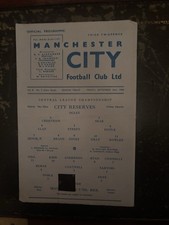 Man City Reserves v Manchester United Reserves 66/7 Single Sheet Programme (NT)