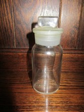 Vintage CLEAR GLASS 14cm JAR