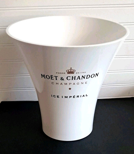 Moet chandon champagne ice - chandon,