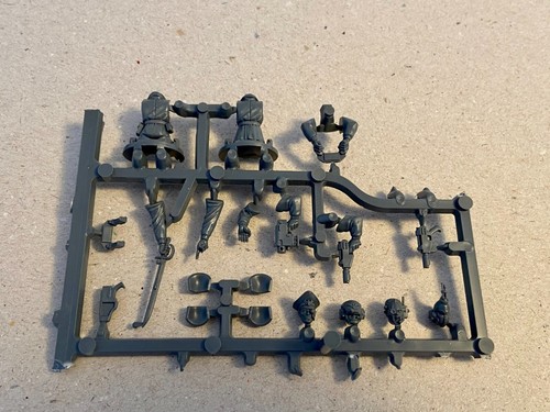 Baneblade commander with full - baneblade,