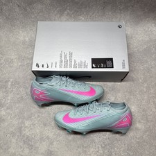 Size 7 - Nike Zoom Vapor 16
