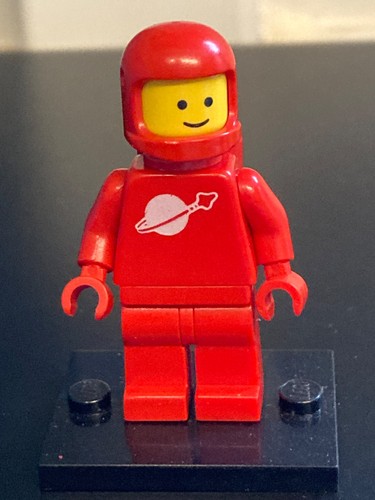 Lego classic red spaceman - lego,