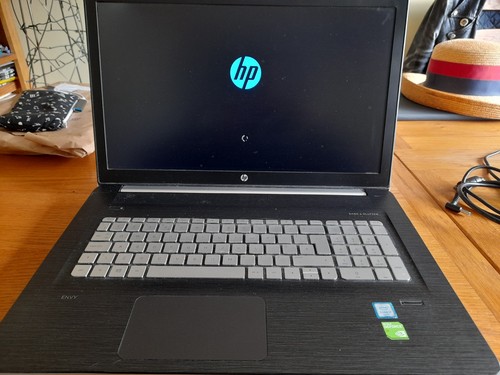 Envy laptop 17 - hp,