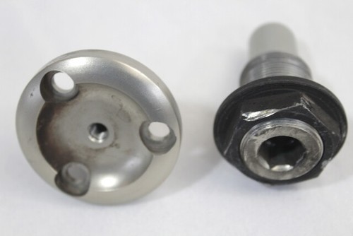 Front axle bolts bmw 1200 - bmw,