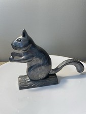 CAST ALUMINUM METAL SQUIRREL
