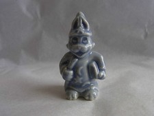 WADE-WHIMSIE ARTHUR HARE BLUE