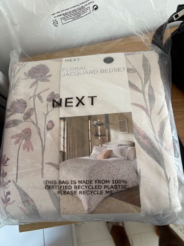 Next king size duvet - size, cover