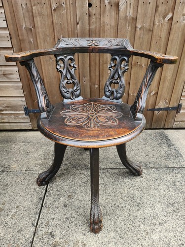 Stunning antique gothic - stunning,