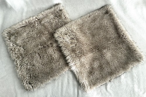 Pair faux fur cushion - pair,