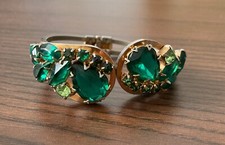 Vintage D&E Juliana Emerald Green Rhinestone 60s Clamper Bracelet