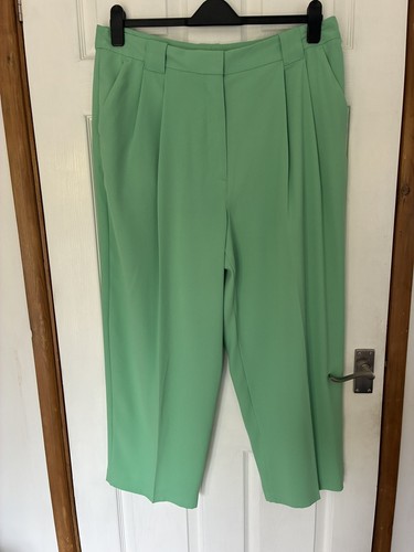 Collection green cropped - collection,
